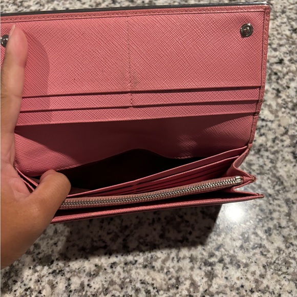 Prada Pink saffiano metal continential wallet - Picture 2 of 10